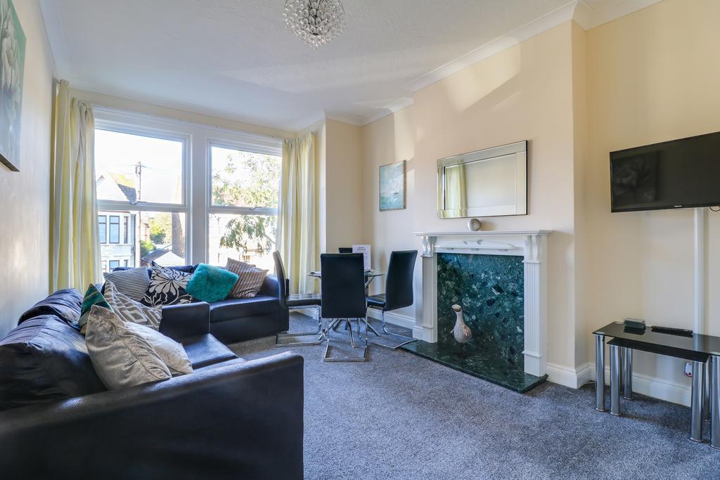 Seventy Eight Apartment Southend-on-Sea Exterior photo